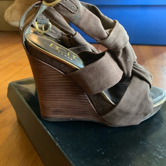 BCBG wedge sandals - Picture 2 of 7